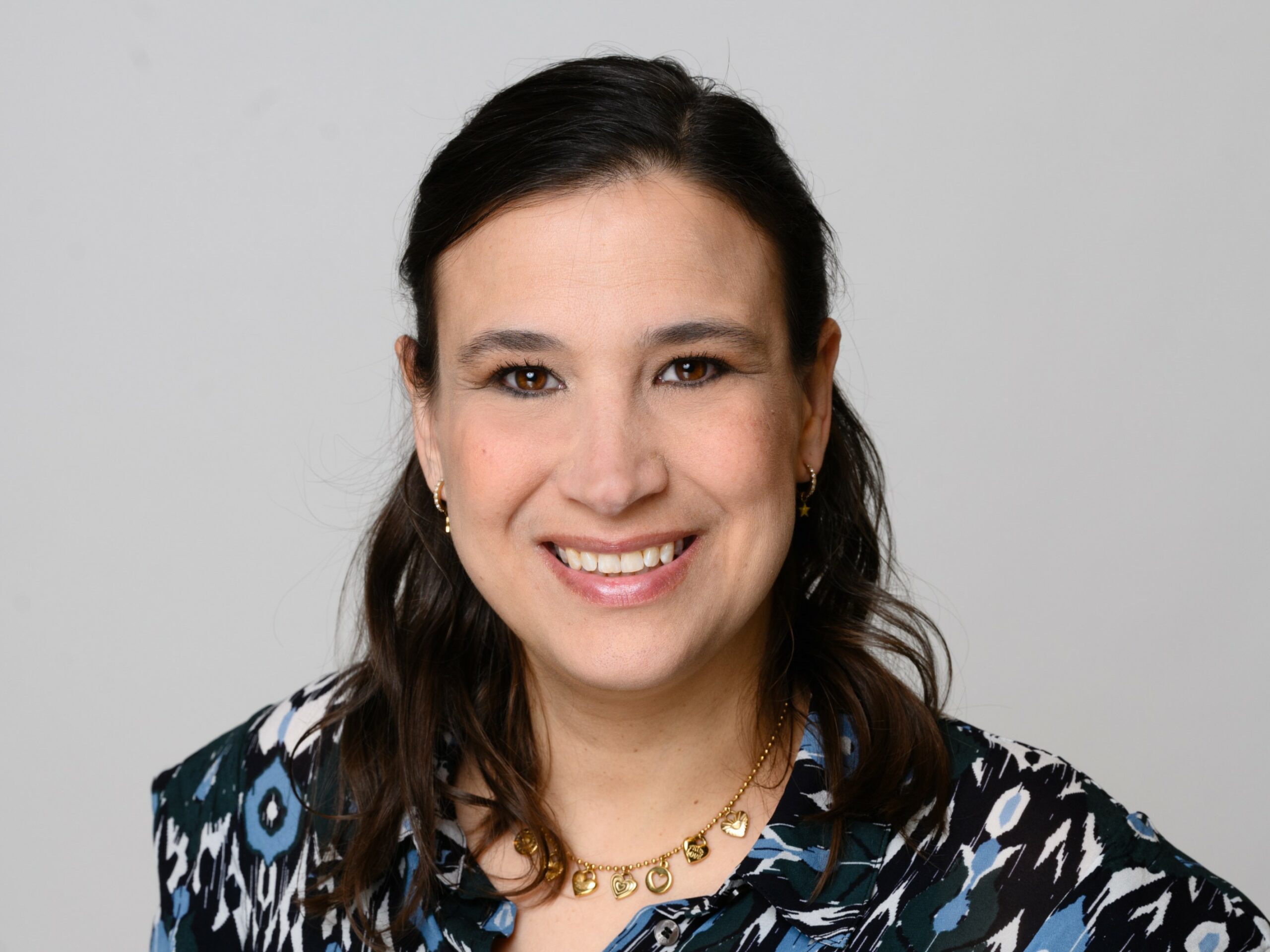 Lieke van Rootselaar liggend scaled 1