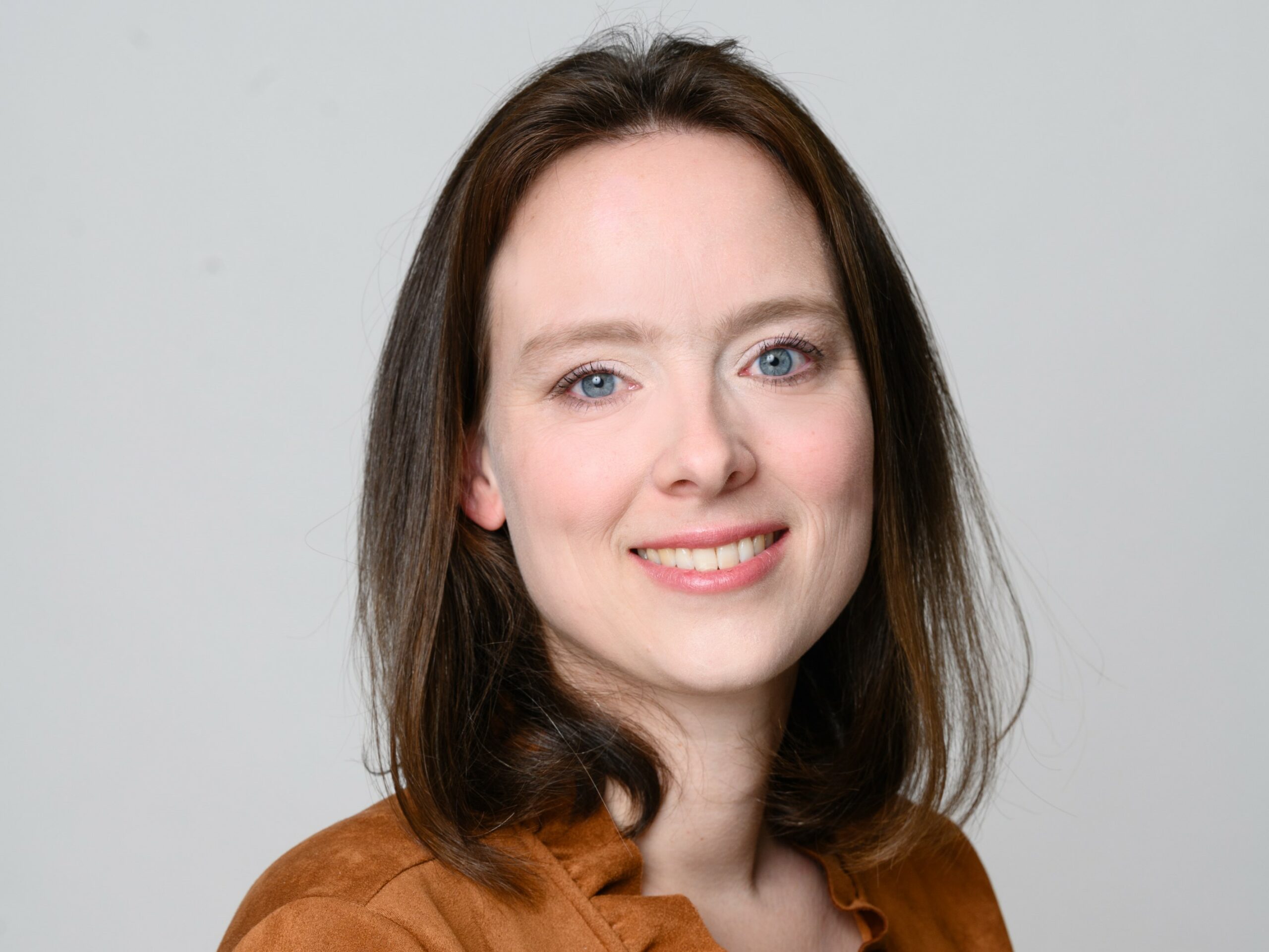 Marlijn Smit liggend scaled 2